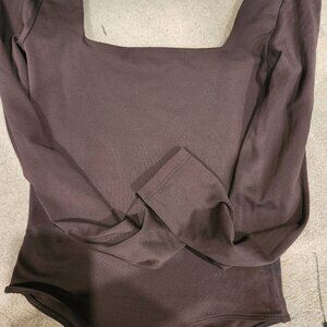 Aritzia contour